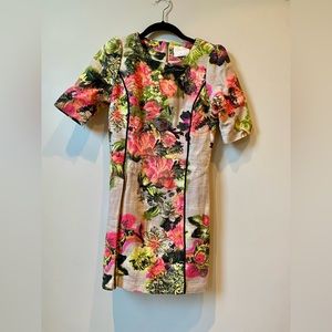 Colorful Line & Dot long sleeve dress perfect for fall size small